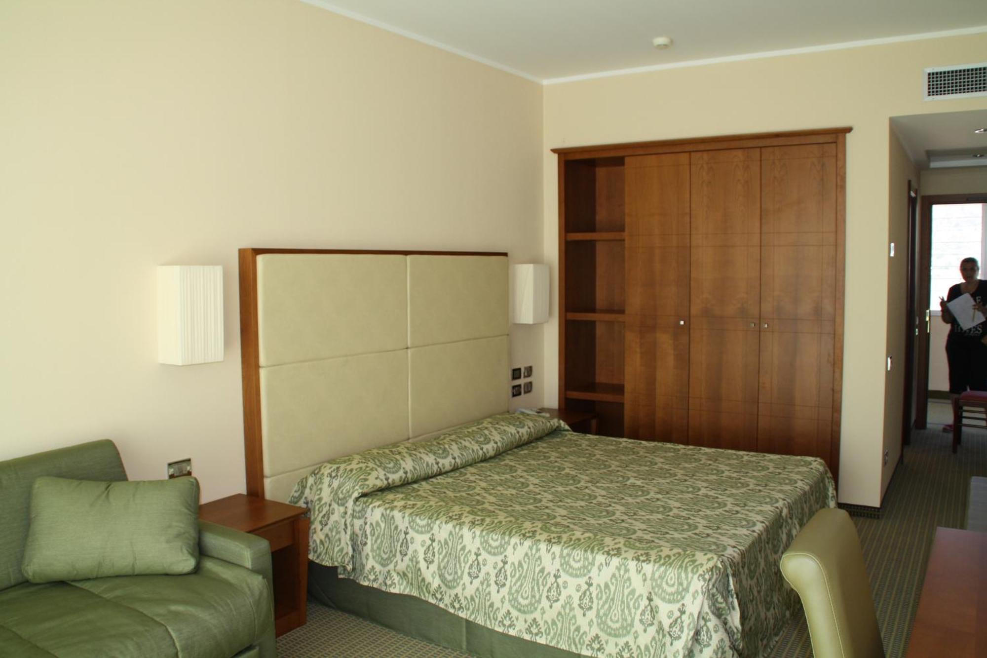 Hotel Villaggio Club Altalia Brancaleone Ngoại thất bức ảnh