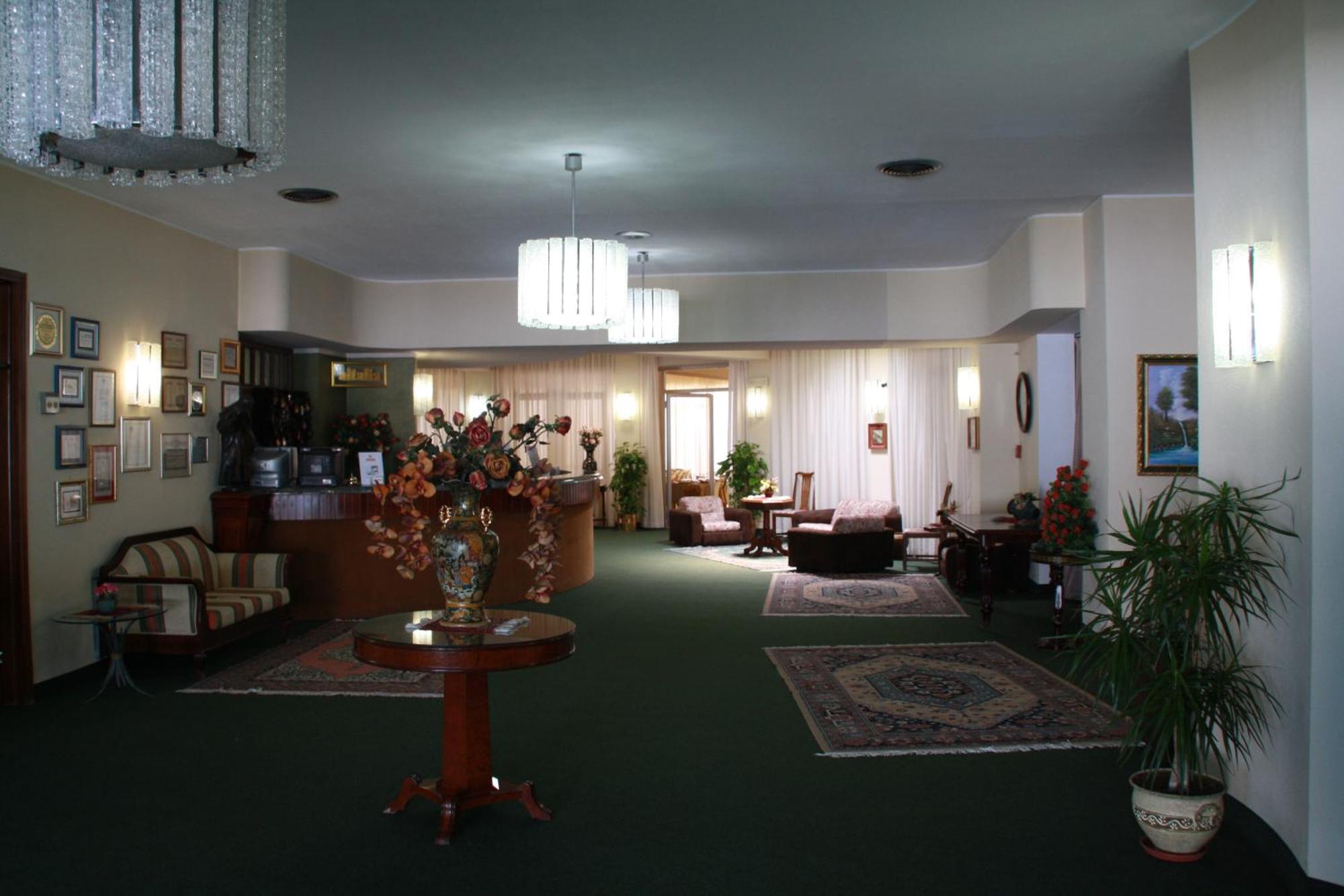 Hotel Villaggio Club Altalia Brancaleone Ngoại thất bức ảnh
