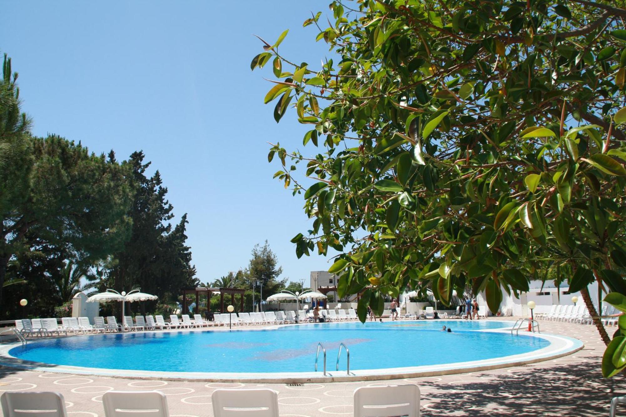 Hotel Villaggio Club Altalia Brancaleone Ngoại thất bức ảnh