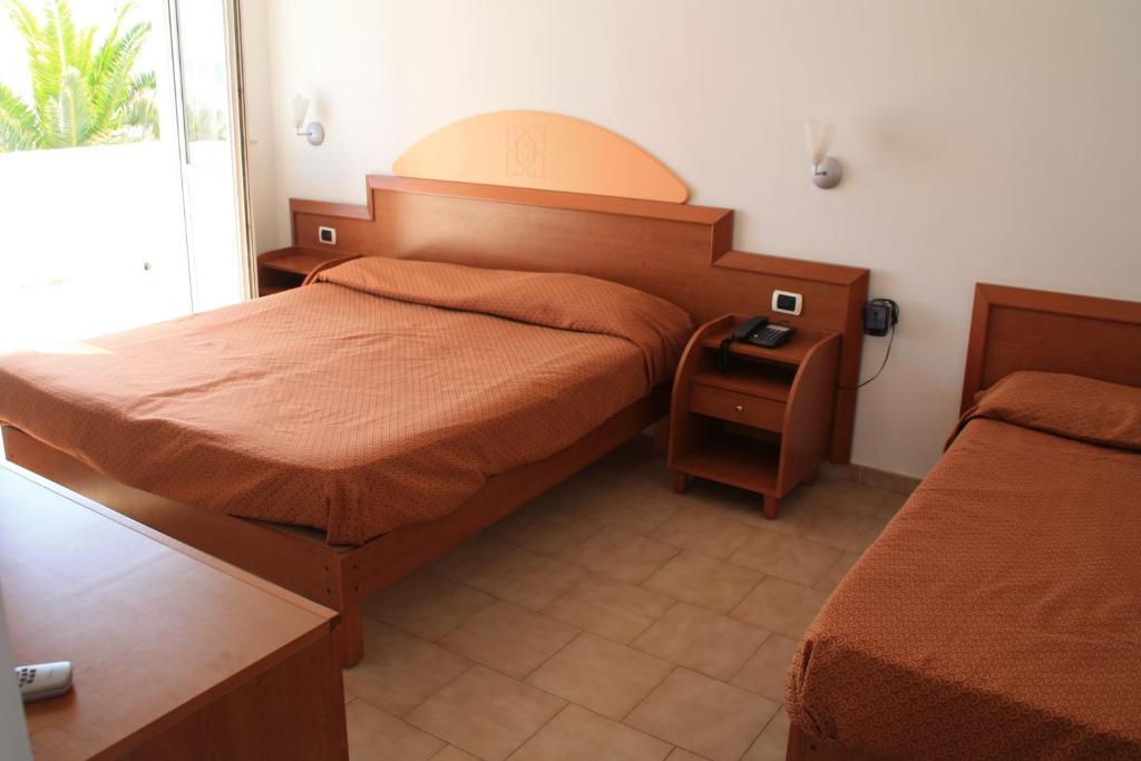 Hotel Villaggio Club Altalia Brancaleone Phòng bức ảnh