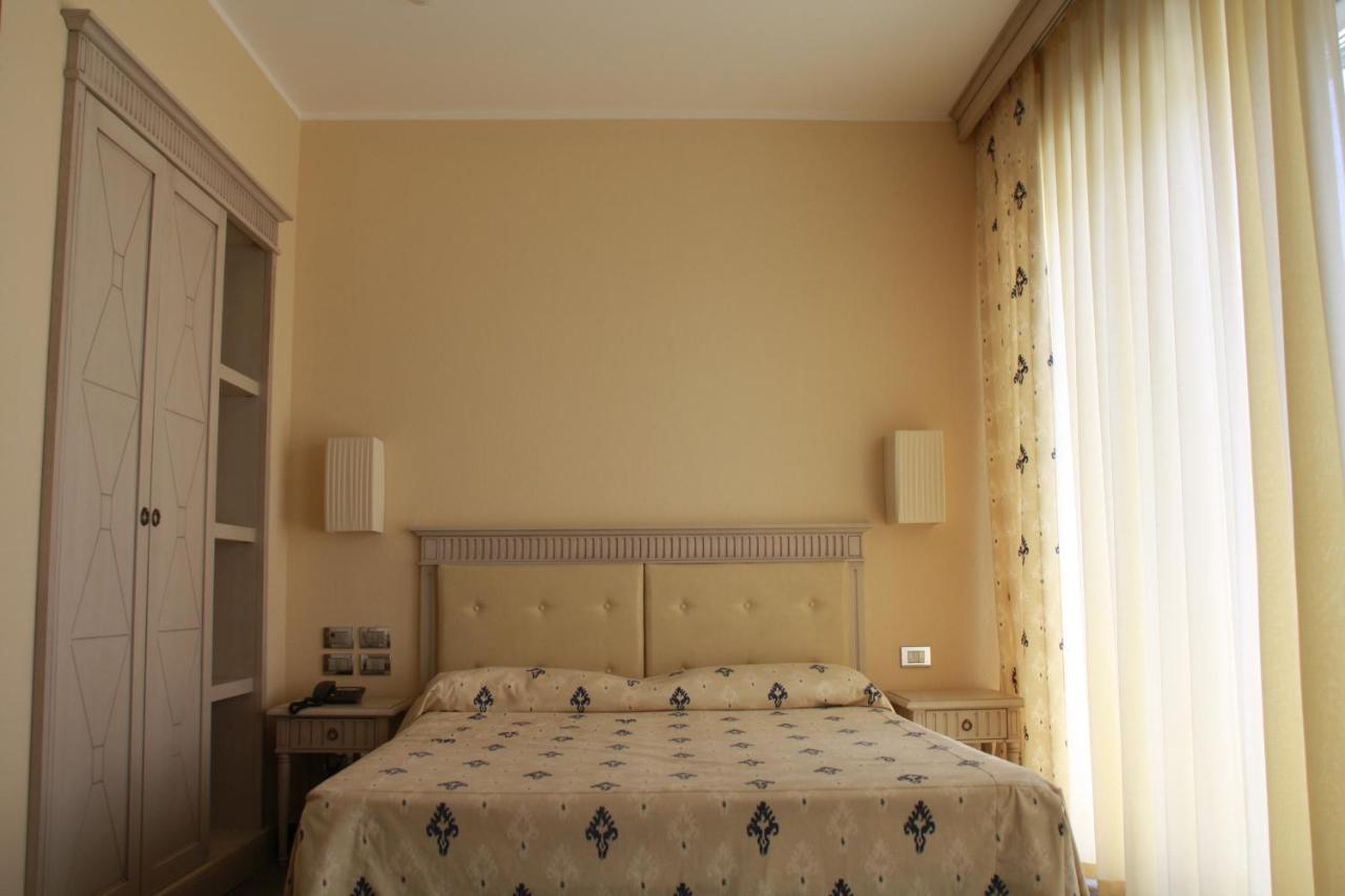 Hotel Villaggio Club Altalia Brancaleone Phòng bức ảnh